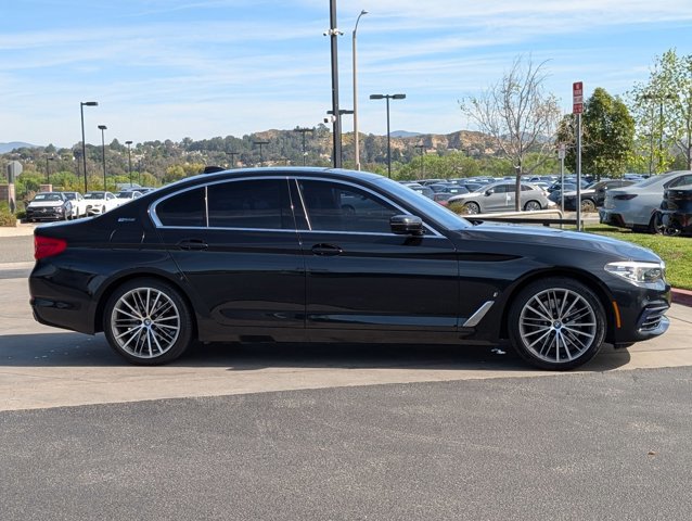 Used 2019 BMW 530e w/ Convenience Package image 4