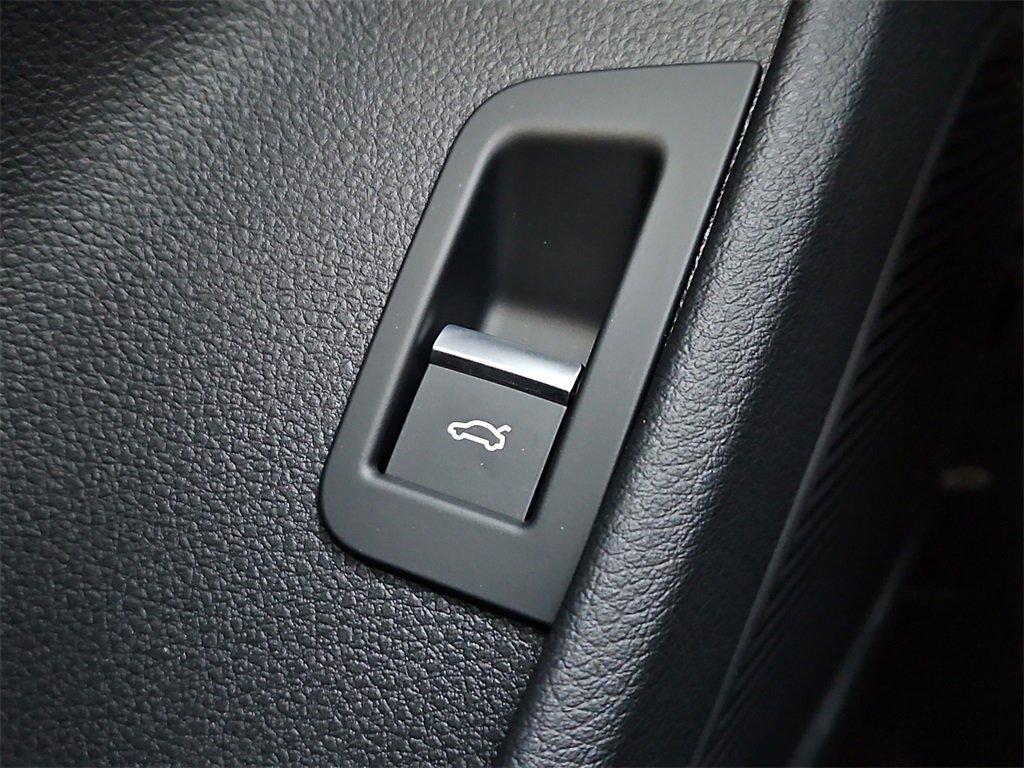 New 2026 Audi Q7 3.0T Premium Plus image 17