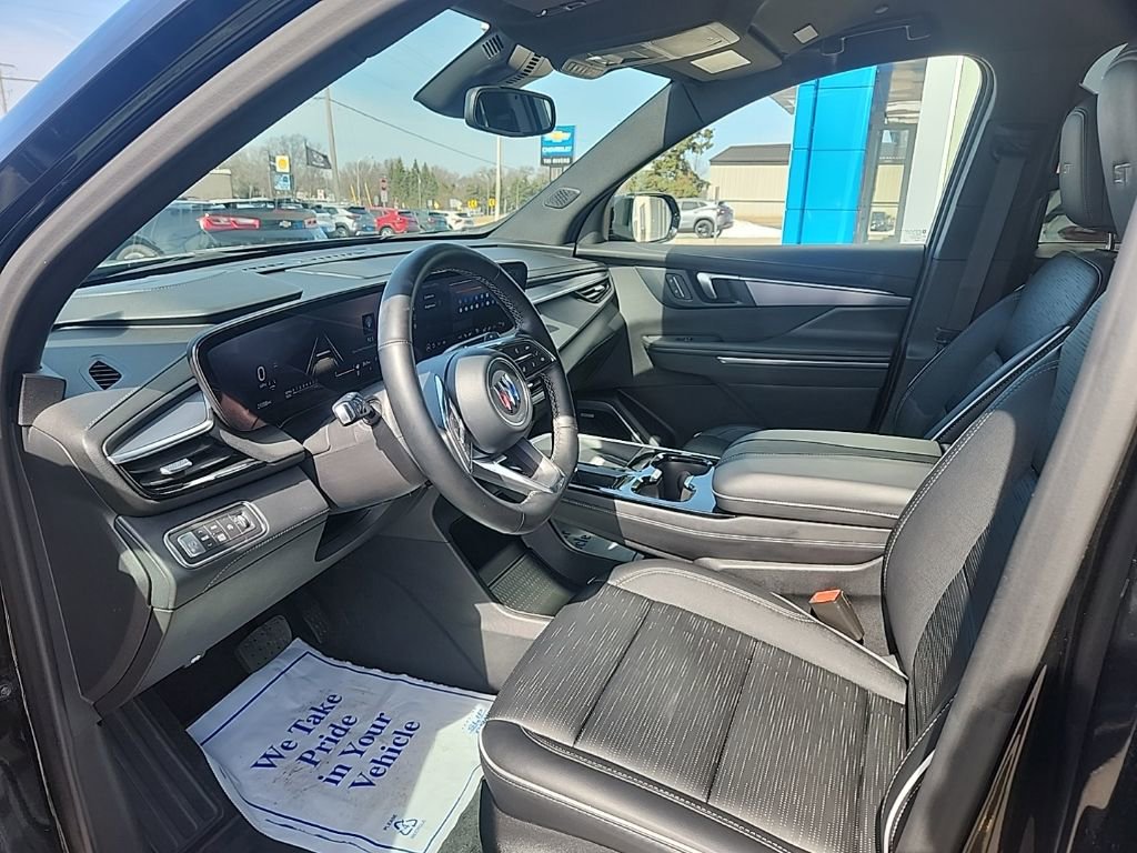 Used 2025 Buick Enclave Sport Touring image 10