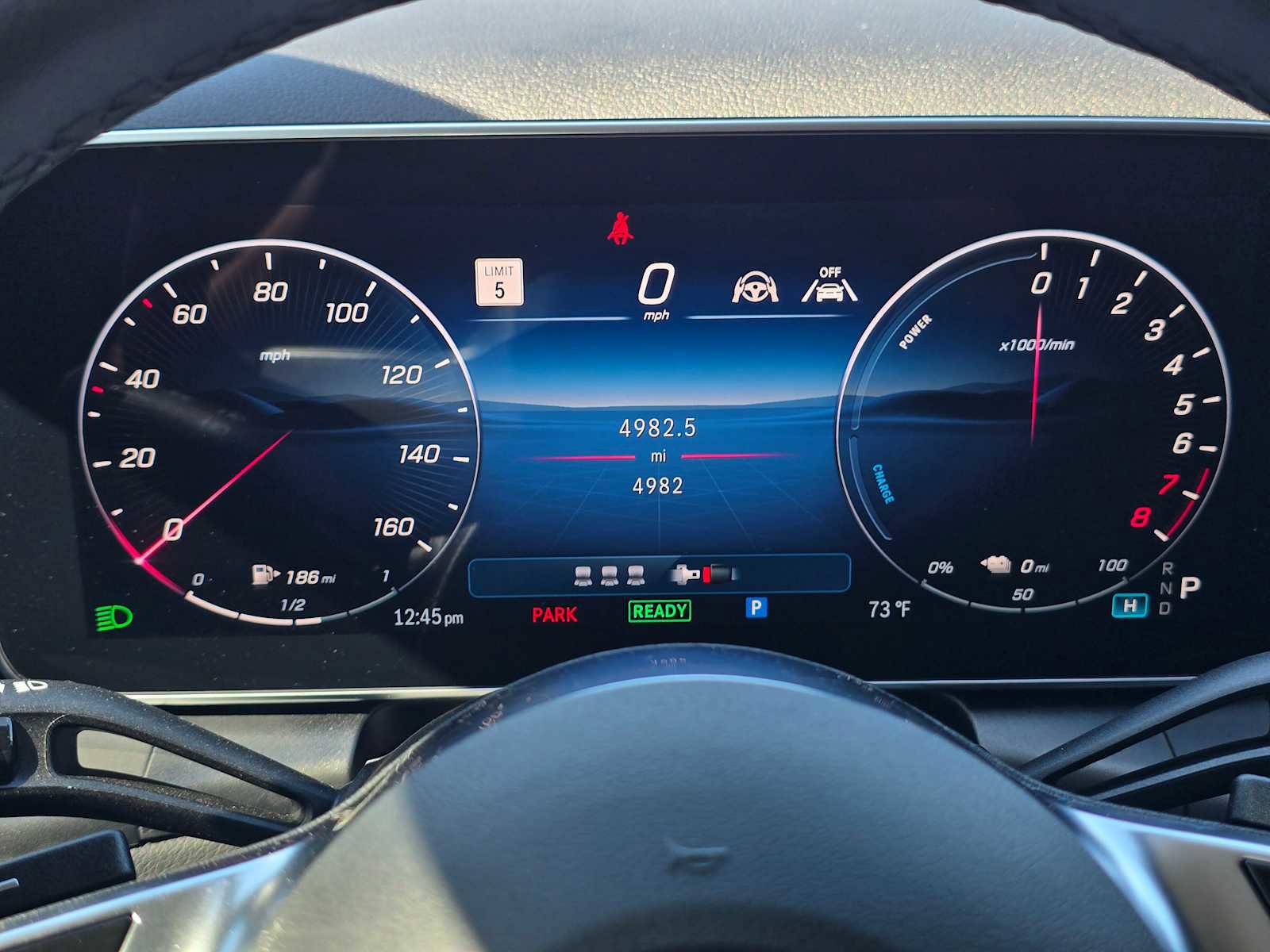 Used 2025 Mercedes-Benz GLC 350e 4MATIC image 25