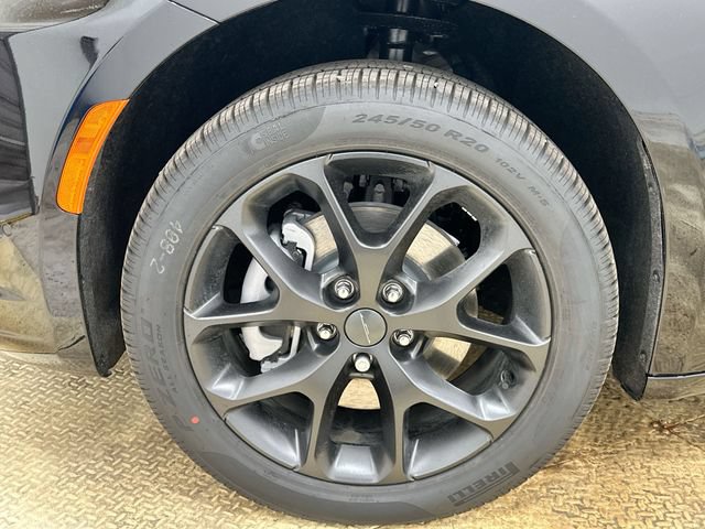 New 2027 Chrysler Pacifica Limited w/ S Appearance Package AWD/4WD image 20