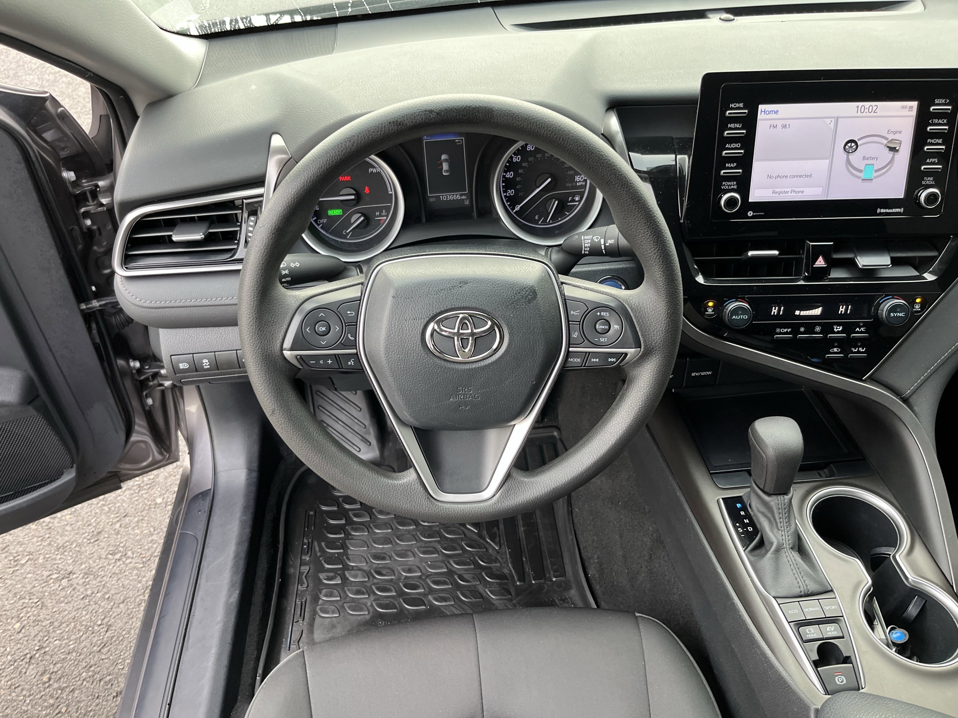 Used 2022 Toyota Camry LE image 12