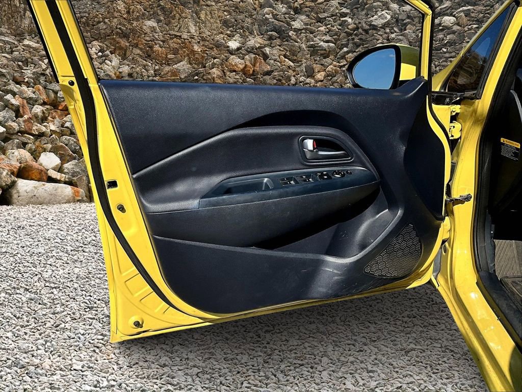 Used 2016 Kia Rio SX image 19