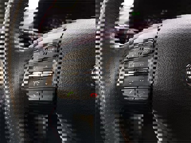 Used 2018 Hyundai Elantra GT Sport w/ Sport Tech Package 04 image 17