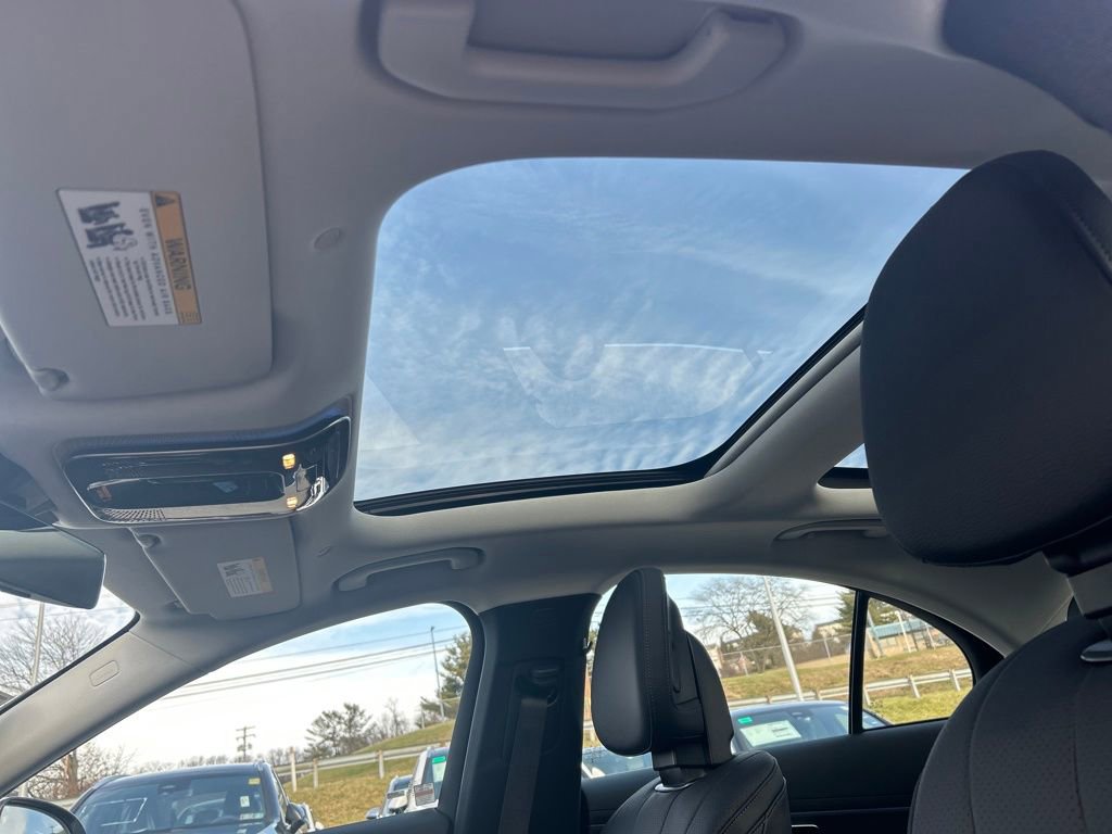 New 2026 Mercedes-Benz E 350 4MATIC Sedan image 20