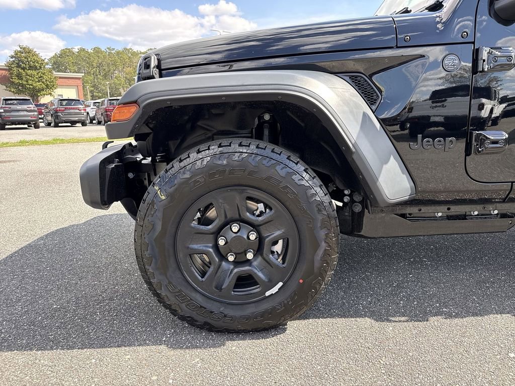 New 2026 Jeep Gladiator Sport image 10