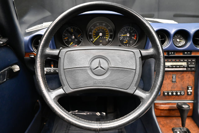 Used 1987 Mercedes-Benz 560 SL image 7