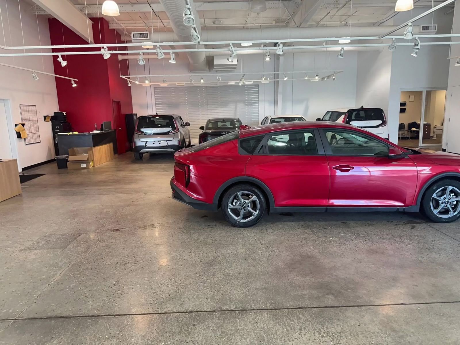 Used 2025 Kia K4 LXS image 15