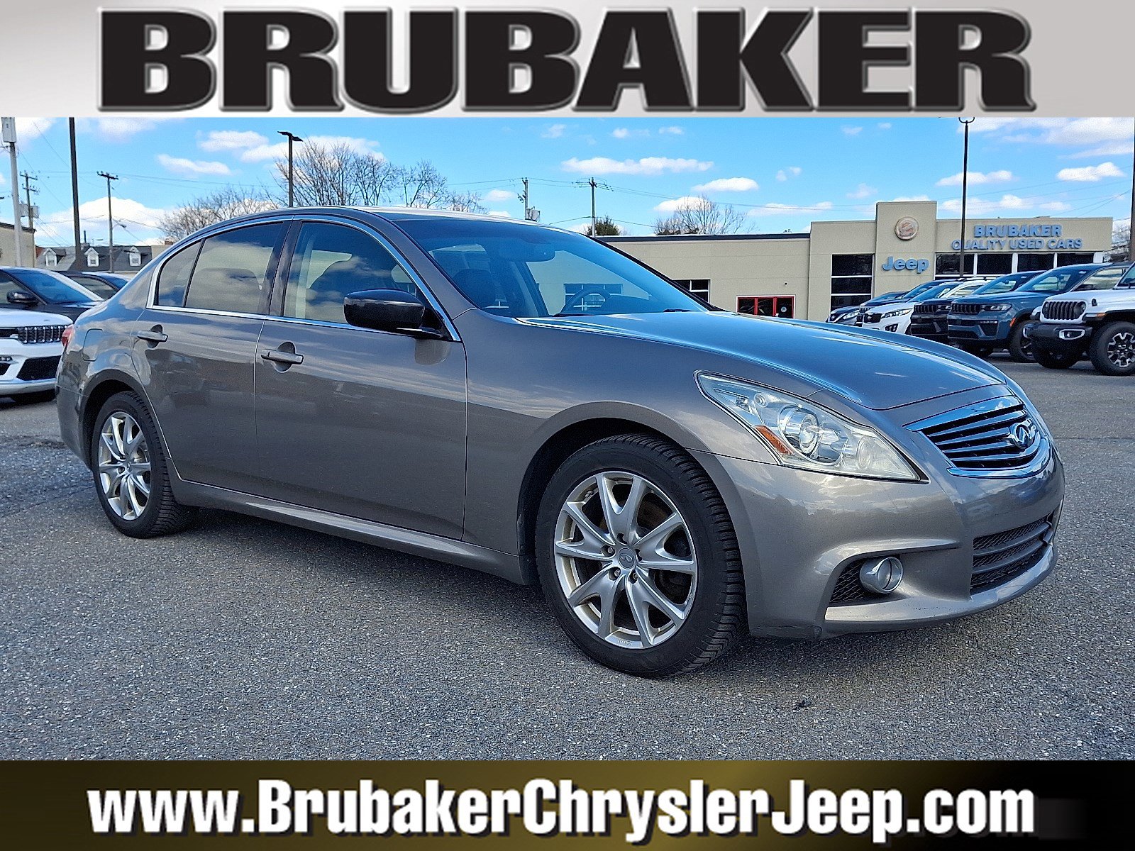 Used 2013 INFINITI G37 x w/ Premium Pkg AWD/4WD image 1