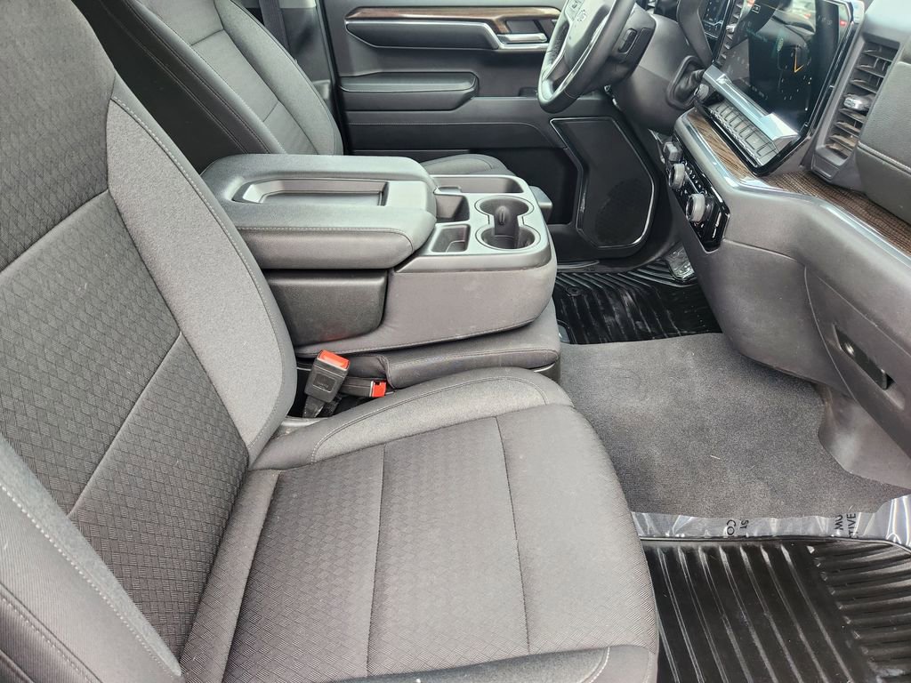 Used 2024 Chevrolet Silverado 1500 RST w/ Z71 Off-Road Package image 15