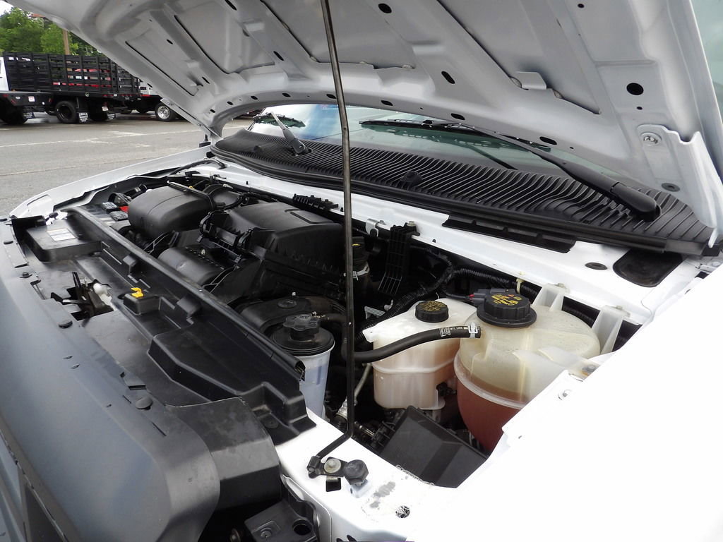 Used 2021 Ford E-350 and Econoline 350 Super Duty RWD image 30