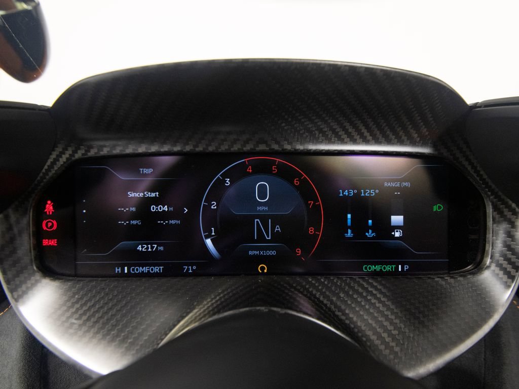 Used 2024 McLaren 750S Spider RWD image 19