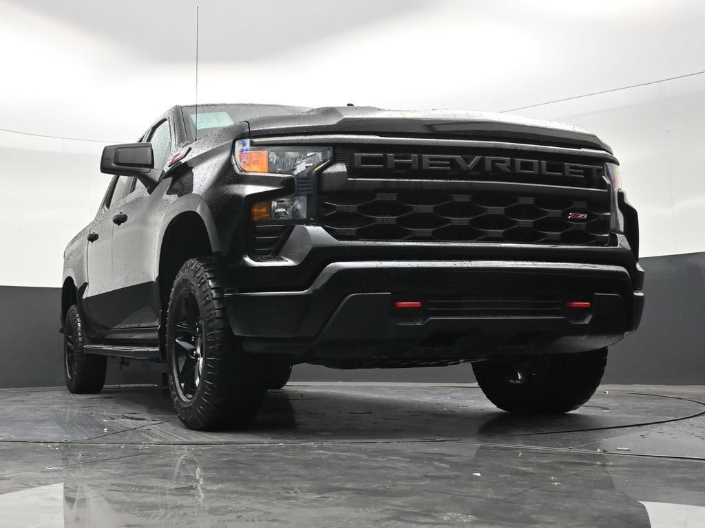 Used 2023 Chevrolet Silverado 1500 Custom Trail Boss AWD/4WD image 27
