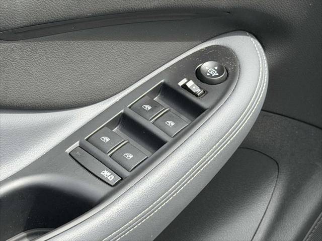 Used 2020 Buick Envision Essence w/ Experience Buick Package AWD/4WD image 19