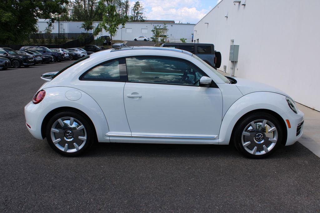 Used 2017 Volkswagen Beetle 1.8T SEL FWD image 32
