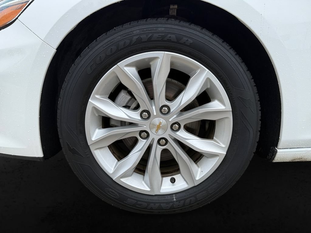 Used 2024 Chevrolet Malibu LT FWD image 11