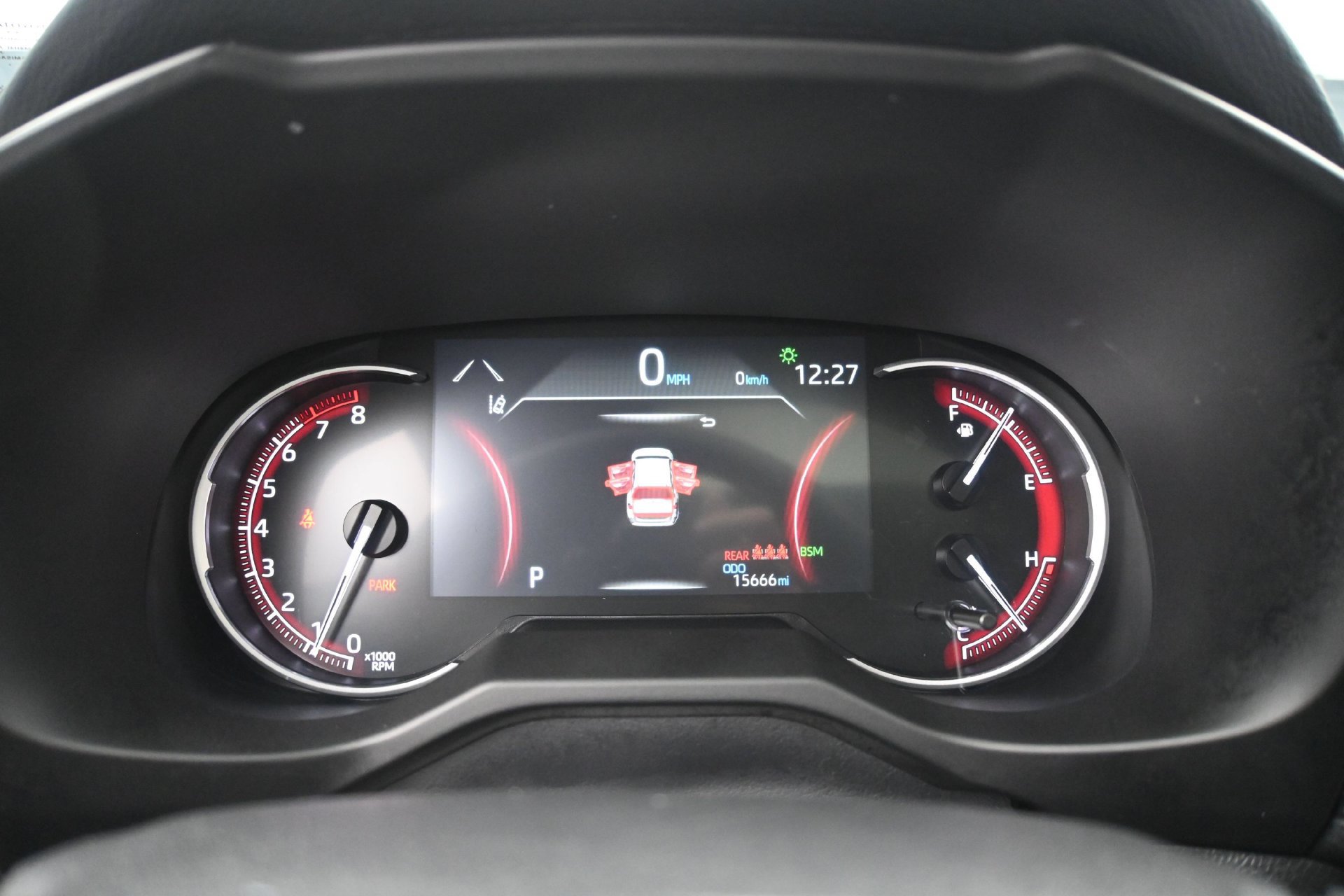 Used 2025 Toyota RAV4 XLE w/ Convenience Package AWD/4WD image 25