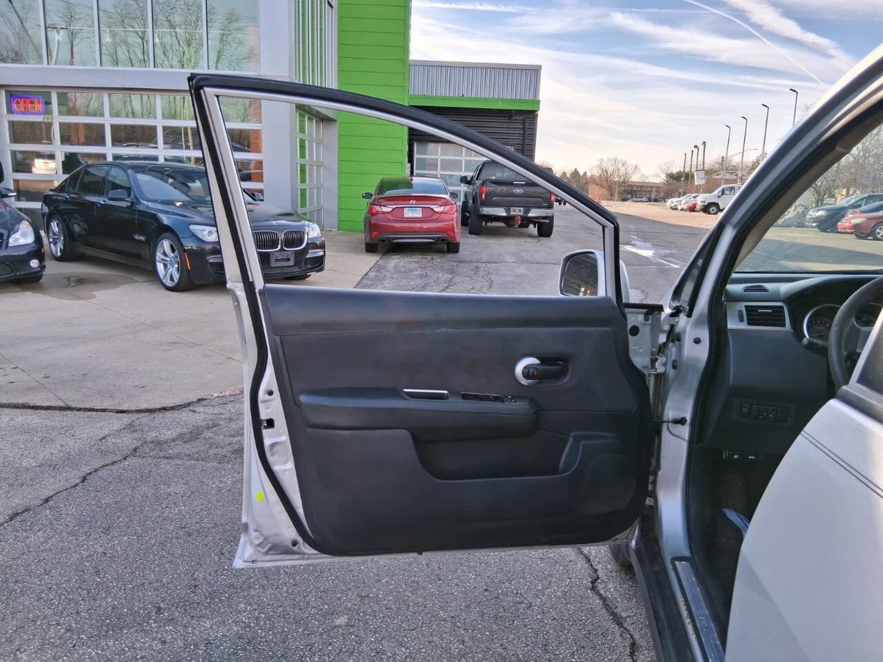 Used 2007 Nissan Versa 1.8 S w/ PWR Pkg image 10