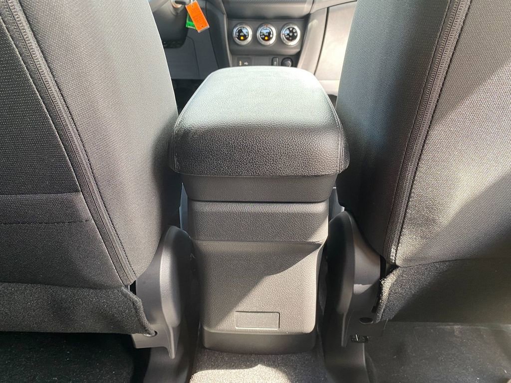 New 2025 Mitsubishi Outlander Sport ES image 27