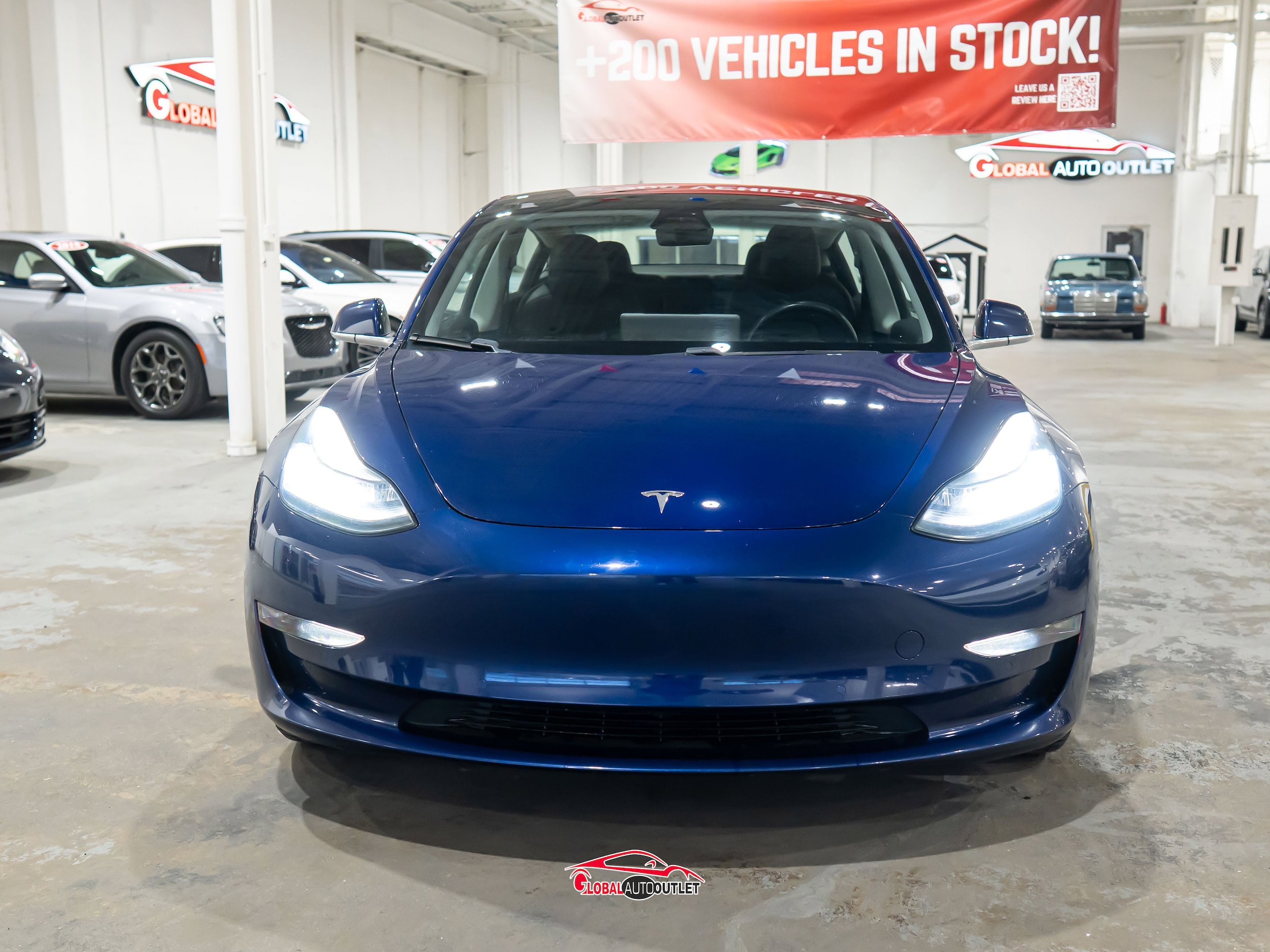 Used 2018 Tesla Model 3 Long Range AWD/4WD image 2