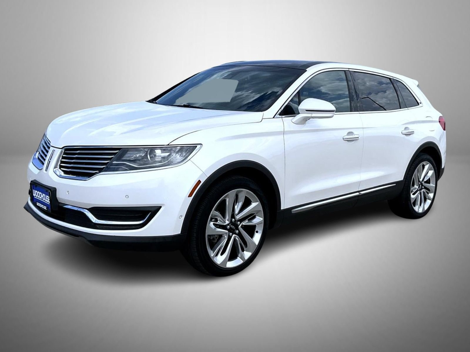 Used 2018 Lincoln MKX Reserve w/ Driver Assistance Package AWD/4WD image 1