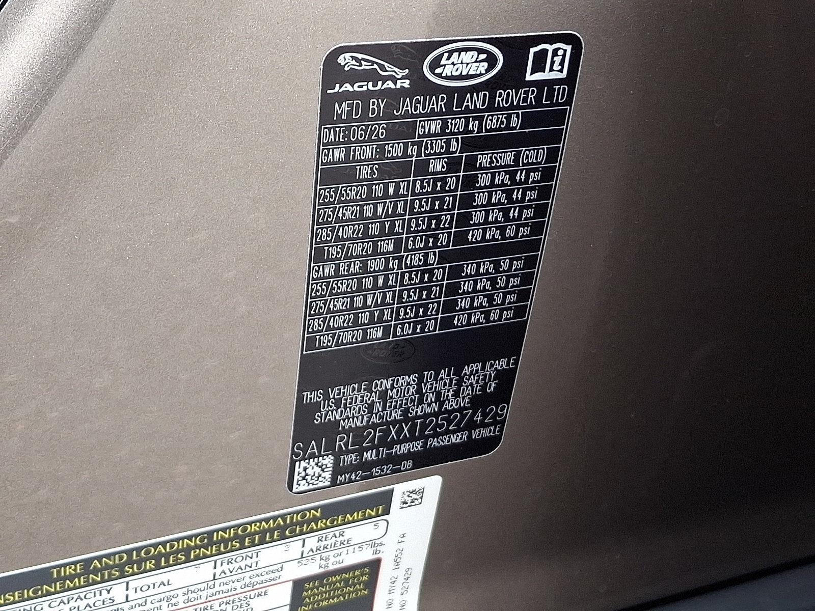 New 2026 Land Rover Discovery Dynamic SE AWD/4WD image 17