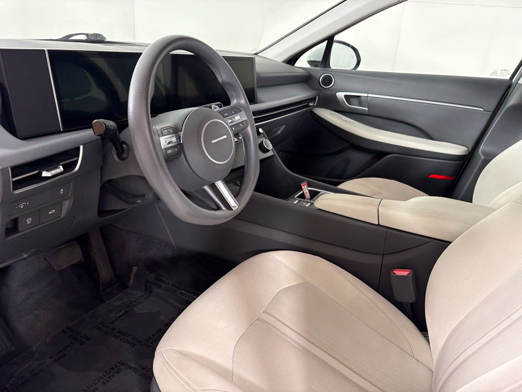Used 2025 Hyundai Sonata SEL FWD image 22