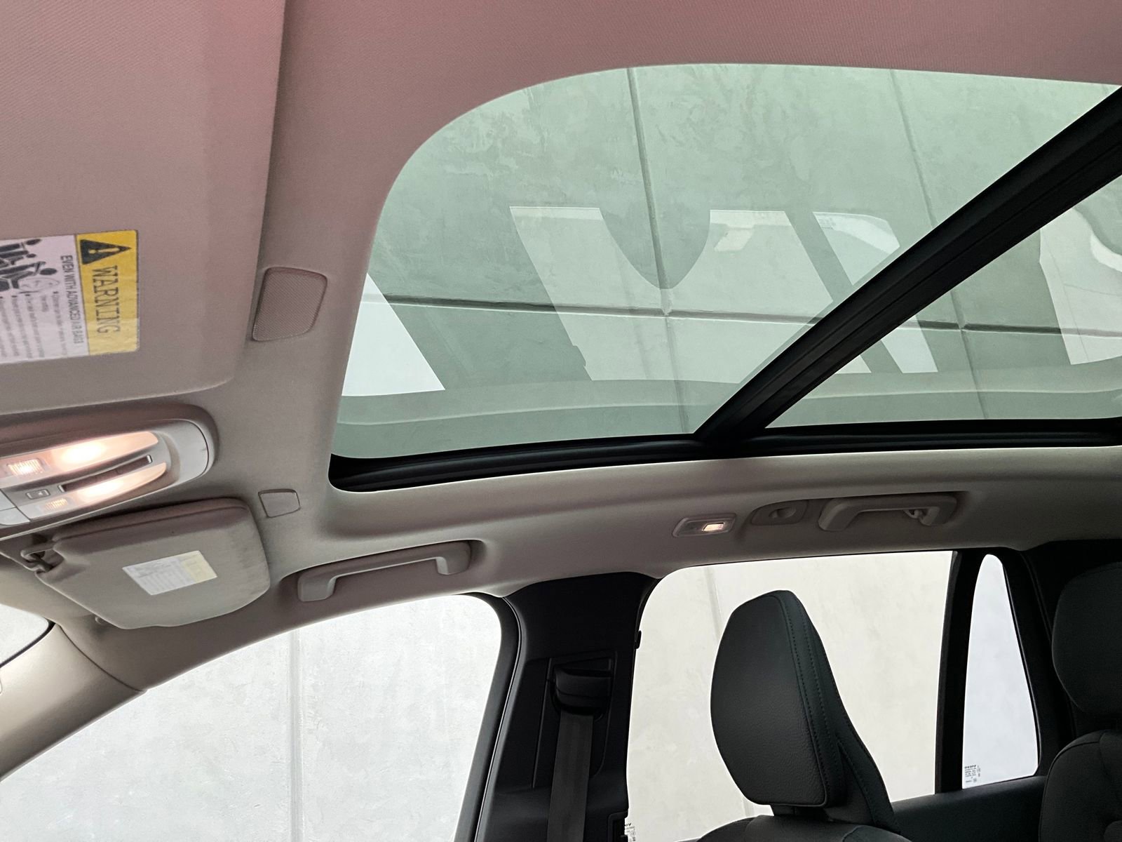 Certified 2024 Volvo XC90 B6 Core w/ Protection Package Premier image 26