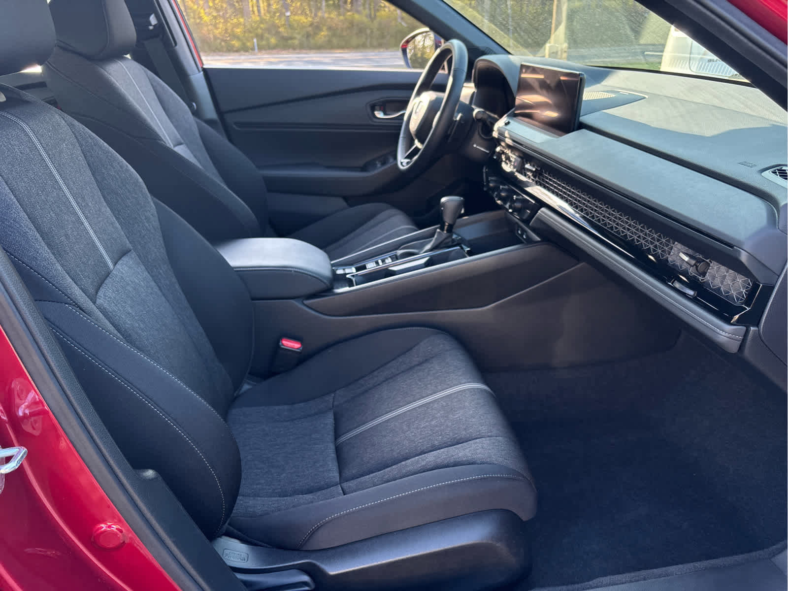 Certified 2025 Honda Accord Sport image 25
