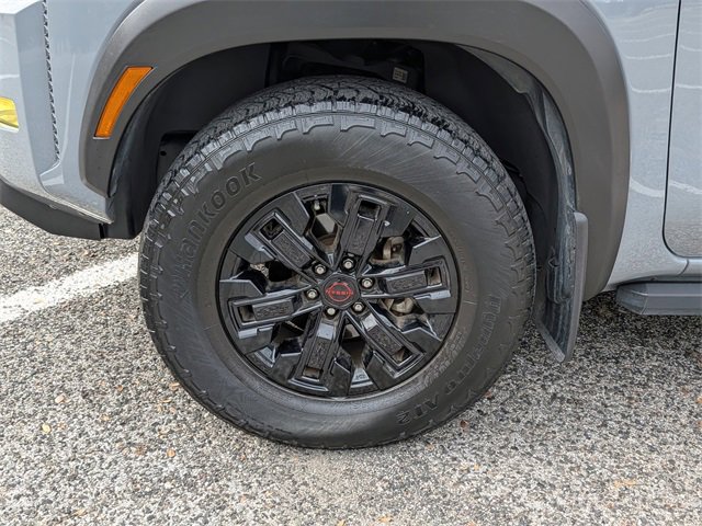 Used 2022 Nissan Frontier PRO-4X image 9