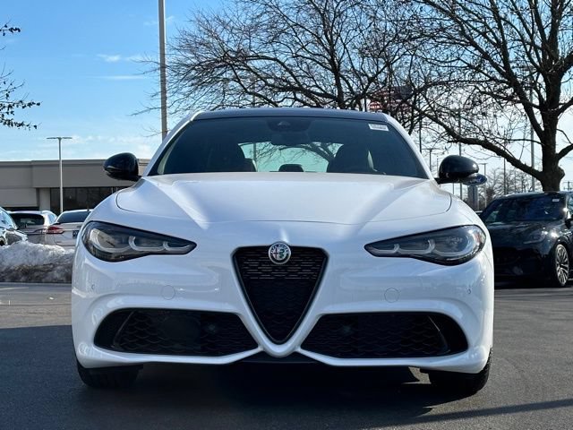 Used 2024 Alfa Romeo Giulia Sprint RWD image 27