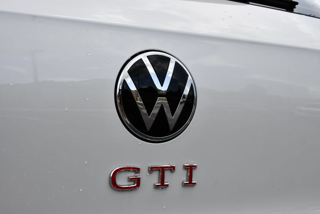 Used 2025 Volkswagen GTI SE FWD image 43