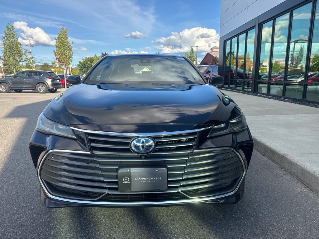 Used 2021 Toyota Avalon Limited w/ Advanced Safety Package FWD image 2