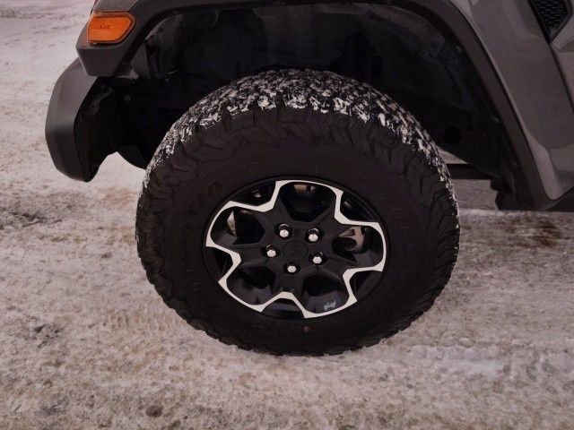 Used 2021 Jeep Wrangler Unlimited Rubicon 4xe w/ Cold Weather Group image 30