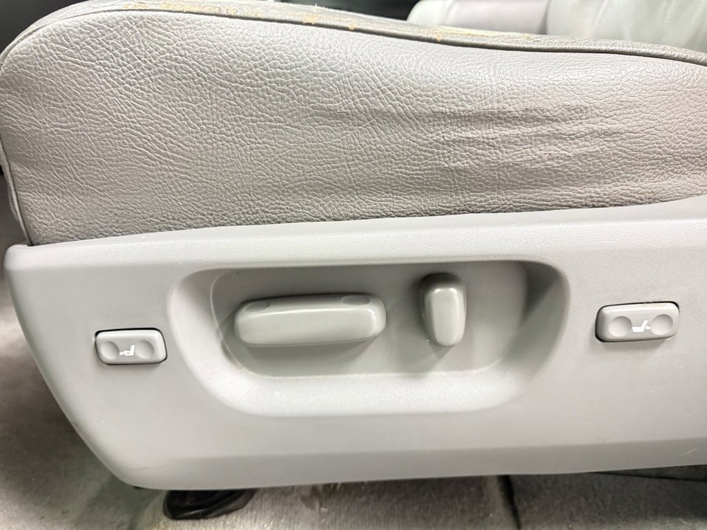 Used 2008 Toyota Tundra Limited image 24