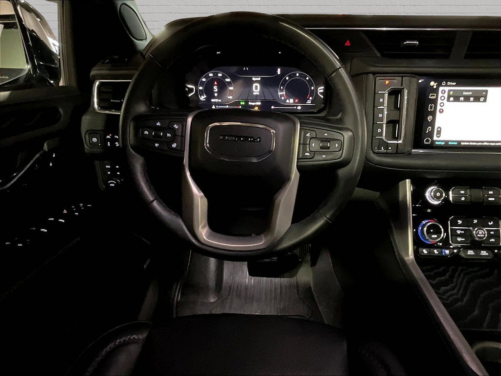 Used 2023 GMC Yukon XL Denali AWD/4WD image 10
