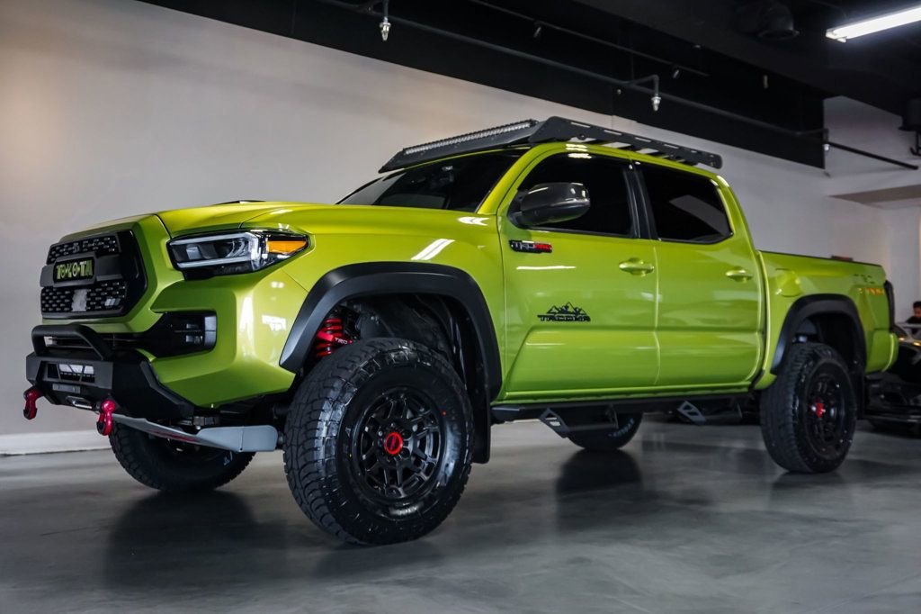 Used 2022 Toyota Tacoma TRD Pro AWD/4WD image 3