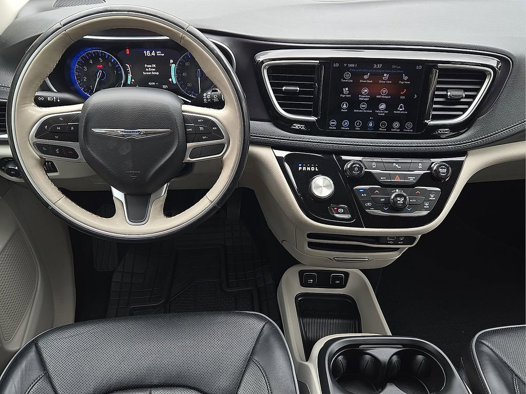 Used 2020 Chrysler Pacifica Limited FWD image 12