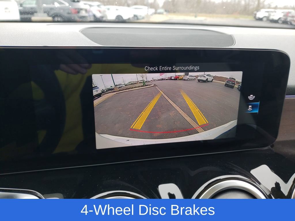 Used 2022 Mercedes-Benz GLB 250 4MATIC image 23