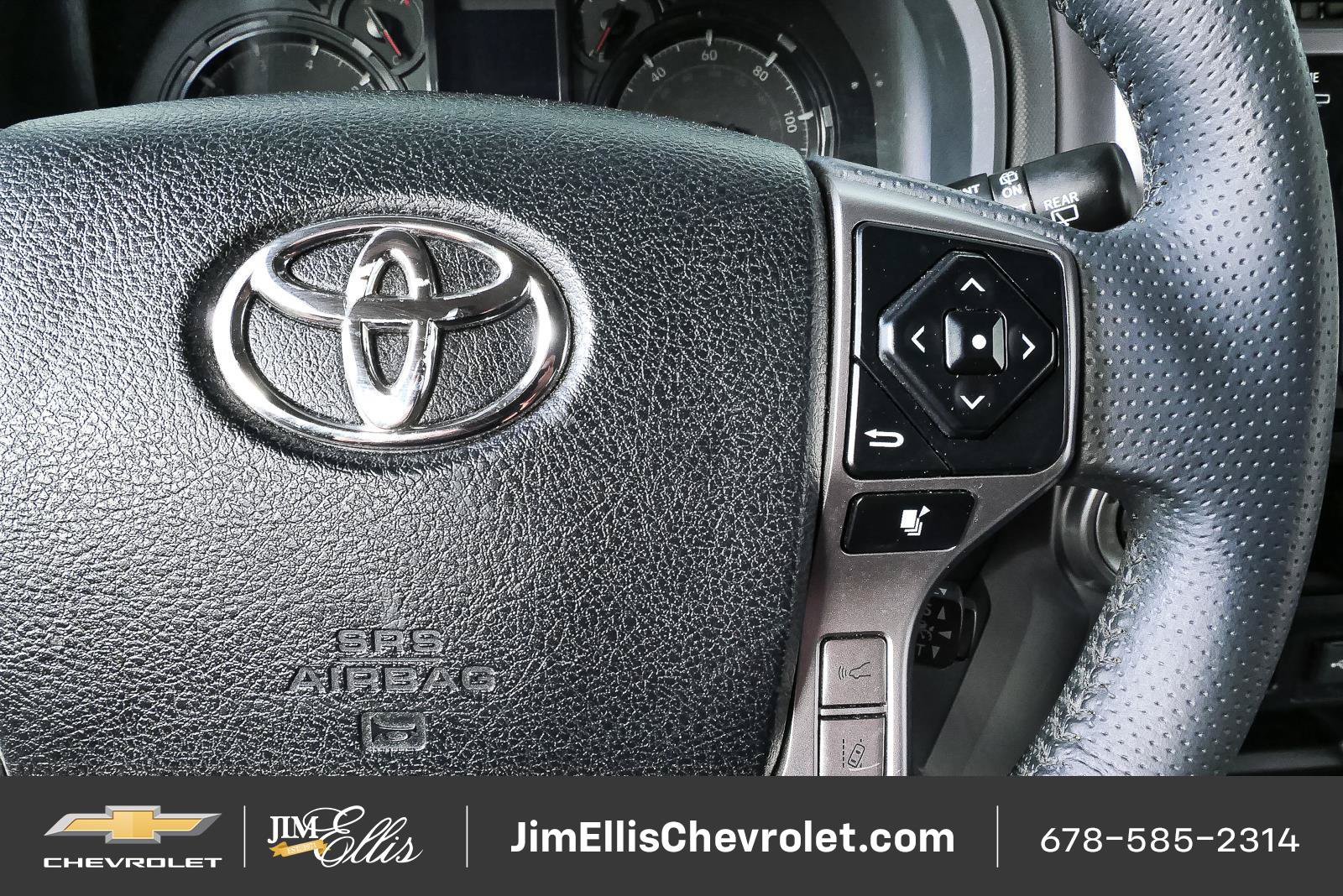 Used 2021 Toyota 4Runner SR5 AWD/4WD image 11