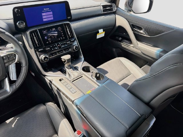 New 2026 Lexus LX 600 4WD w/ Appearance Package image 20