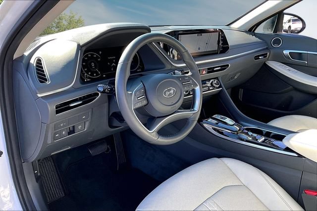 Used 2022 Hyundai Sonata Limited FWD image 17