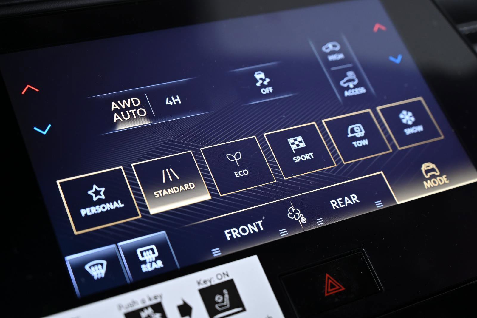 New 2026 INFINITI QX80 Autograph w/ Premium Cargo Package image 18