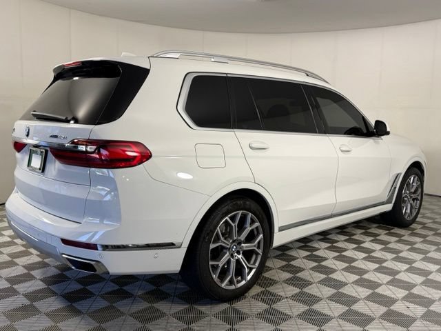 Used 2022 BMW X7 xDrive40i w/ Cold Weather Package AWD/4WD image 8