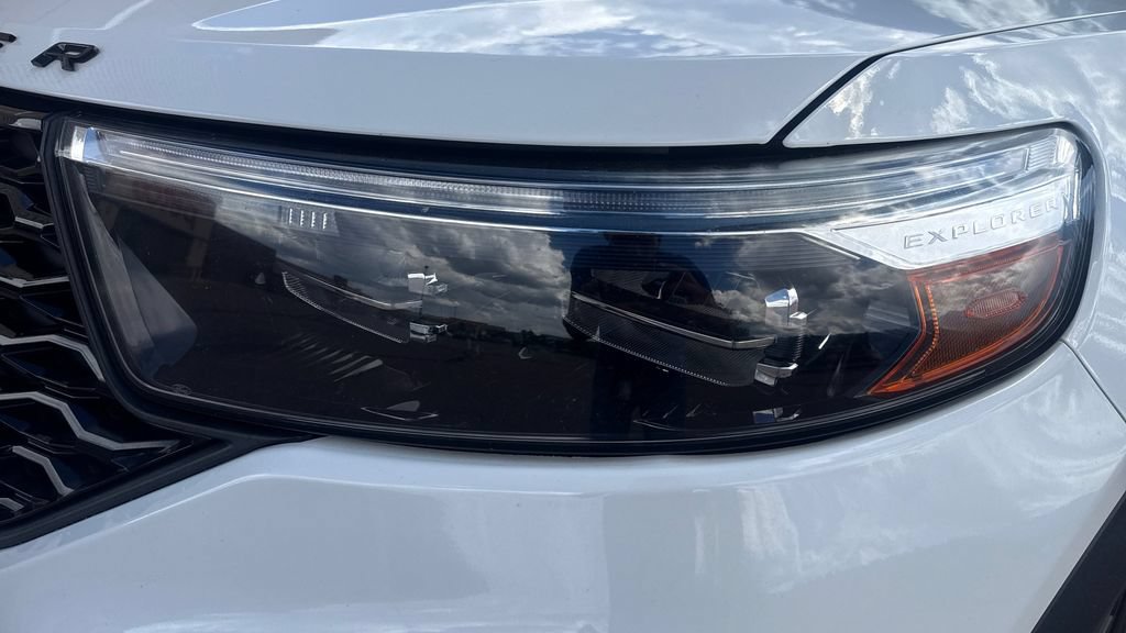 Used 2021 Ford Explorer ST w/ Equipment Group 401A AWD/4WD image 17