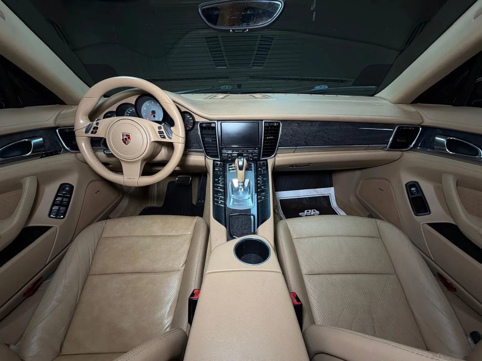 Used 2010 Porsche Panamera S image 16