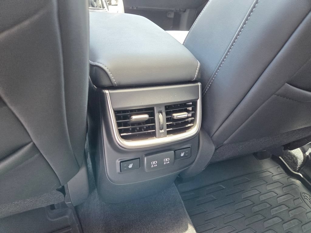Used 2022 Subaru Outback Limited AWD/4WD image 7