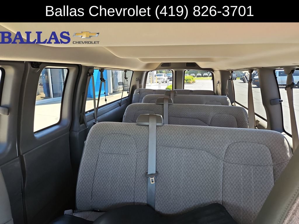 Certified 2018 Chevrolet Express 3500 LT w/ LT Preferred Equipment Group RWD image 21