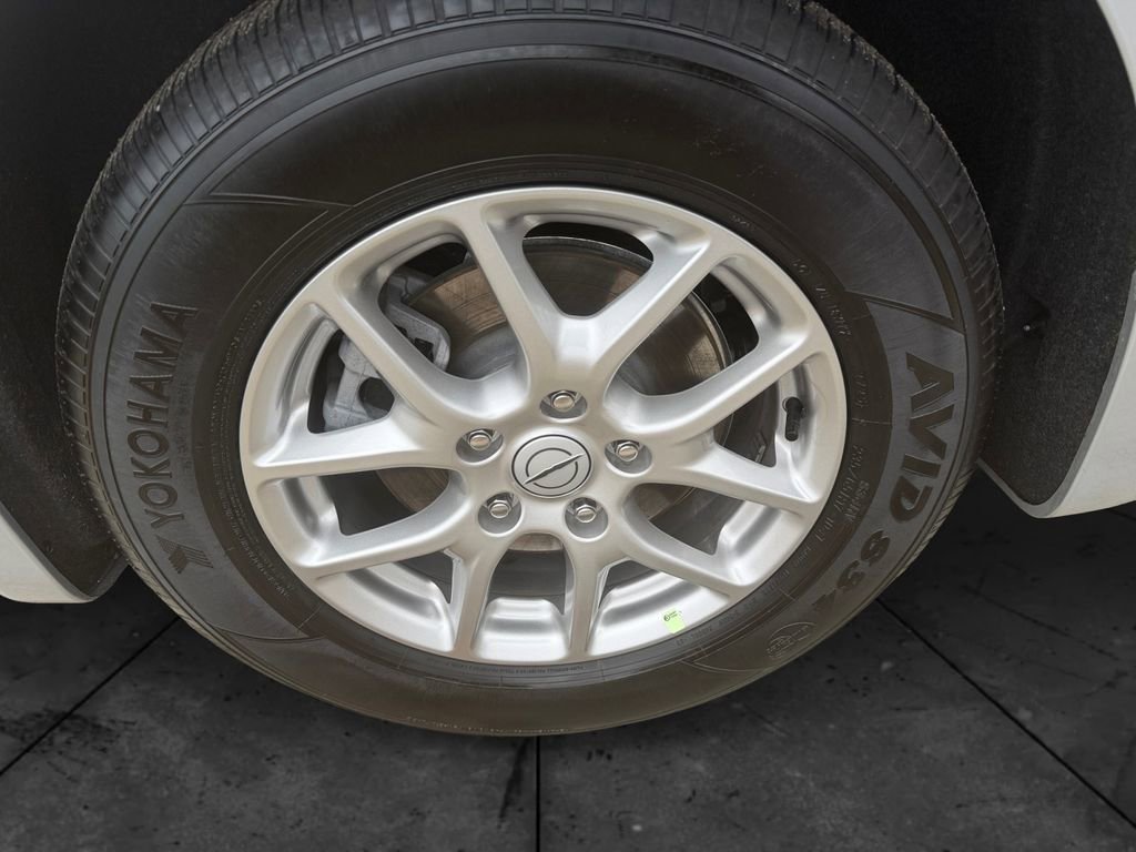 Used 2026 Chrysler Pacifica Select image 29