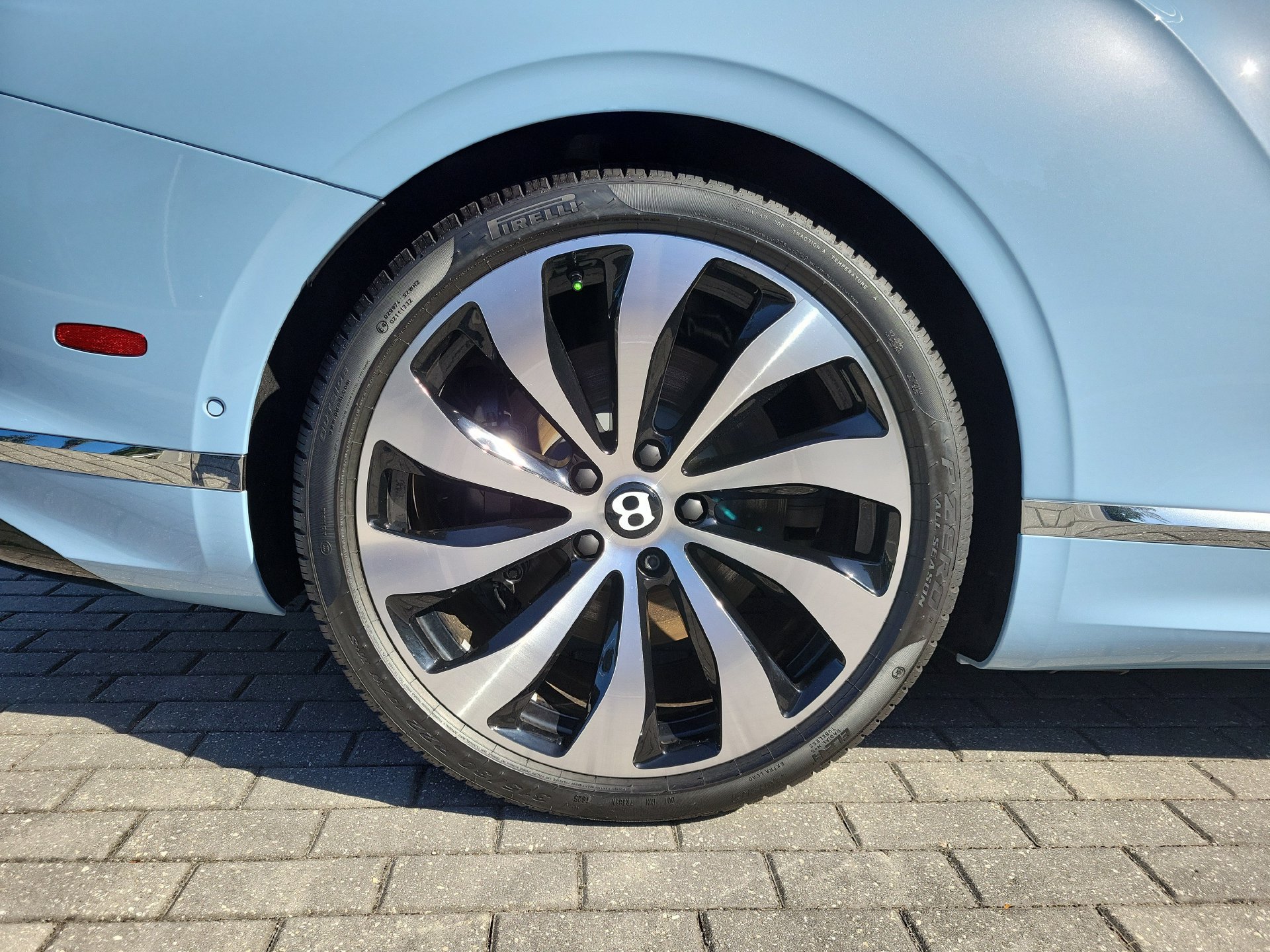 New 2026 Bentley Continental GT AWD/4WD image 7